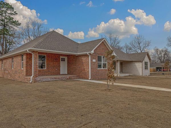 620 N 4th Street, Paragould, AR 72450