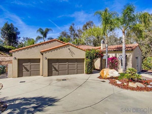232 Calle Florecita, Escondido, CA 92029