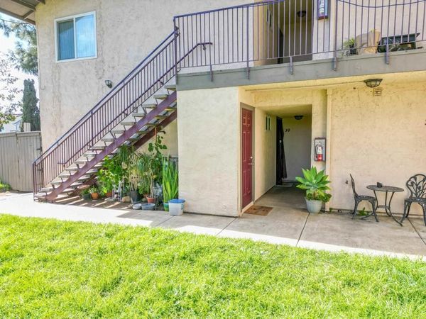 240 W Lincoln Ave, Unit 39, Escondido, CA 92026