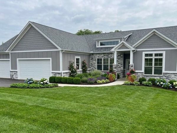 136 Huckleberry Rd, Indiana, PA 15701