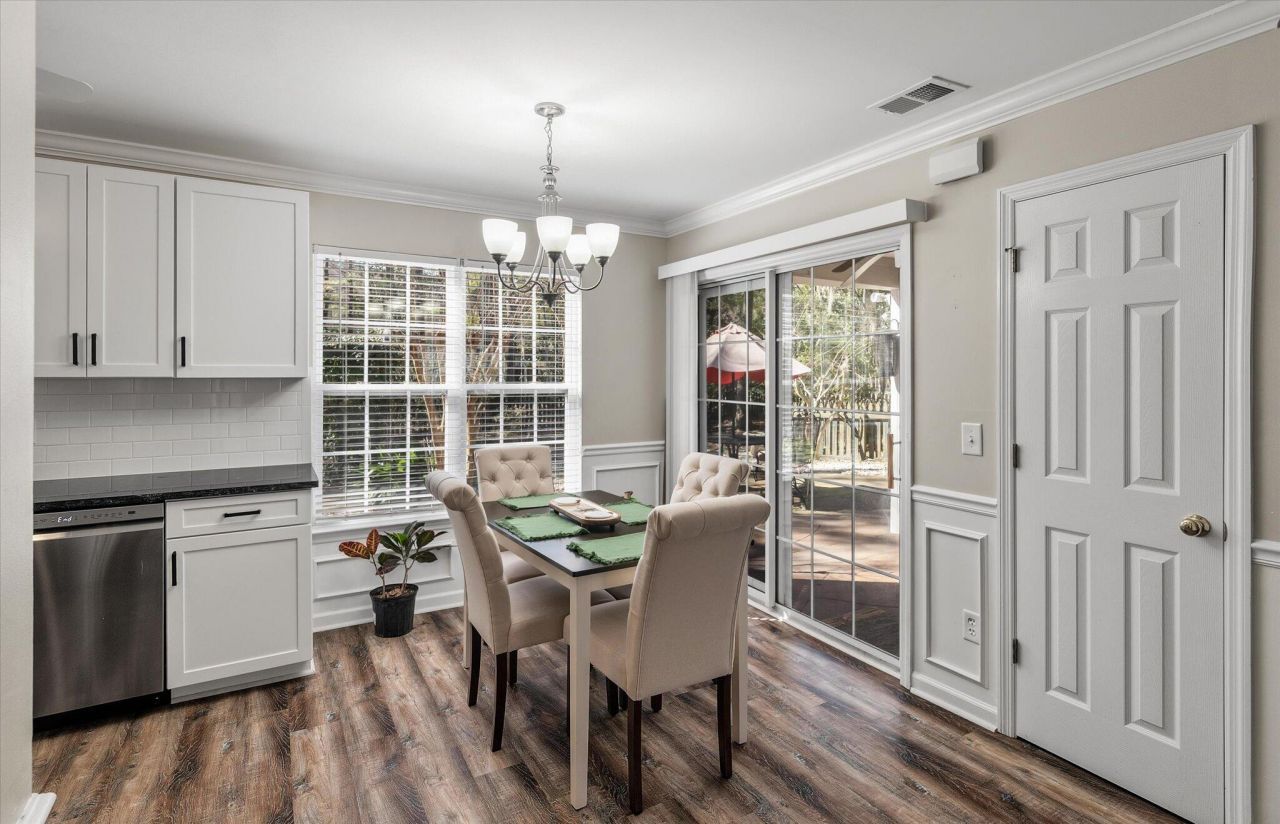 307 Arbor Oaks Drive Photo 10