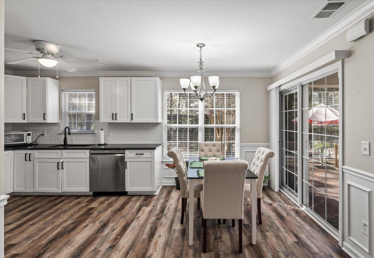 307 Arbor Oaks Drive Photo 11