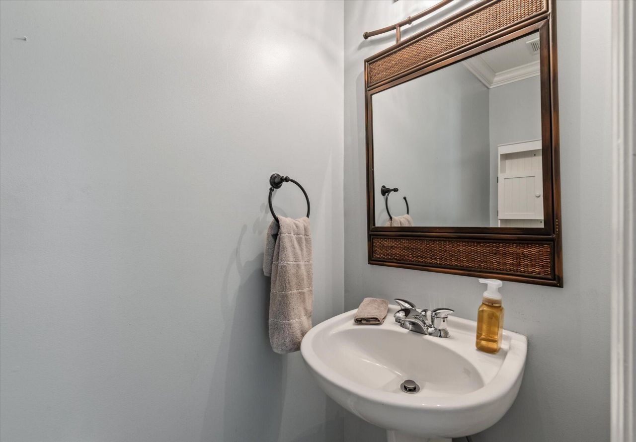 307 Arbor Oaks Drive Photo 20