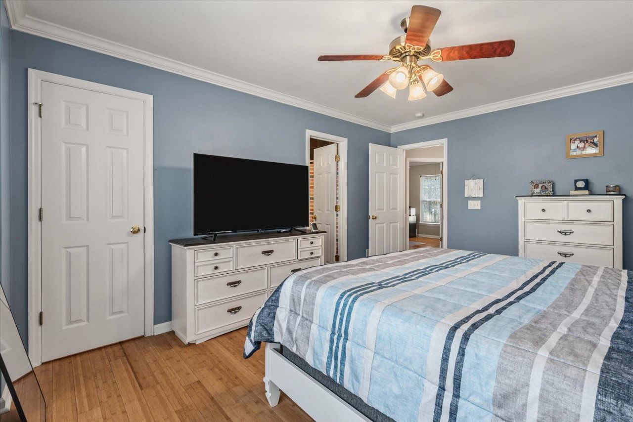 307 Arbor Oaks Drive Photo 22