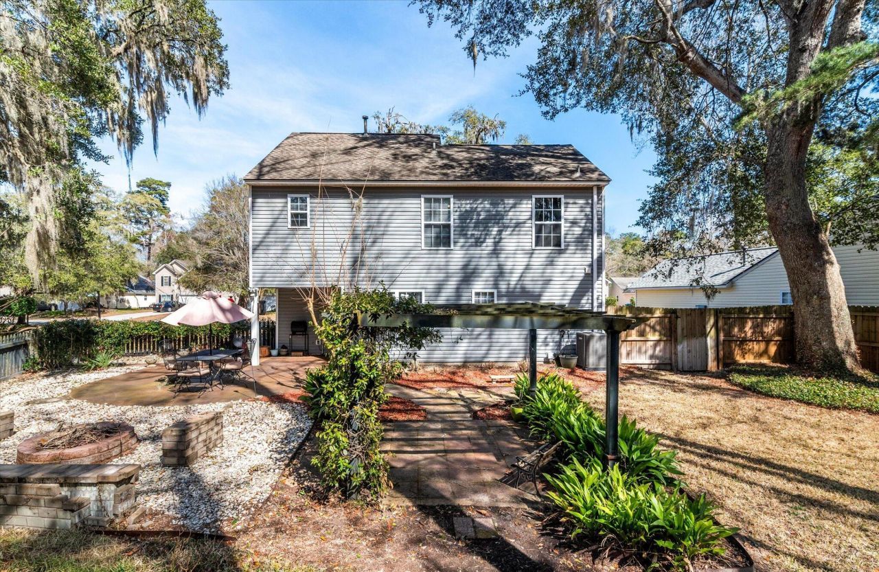 307 Arbor Oaks Drive Photo 33