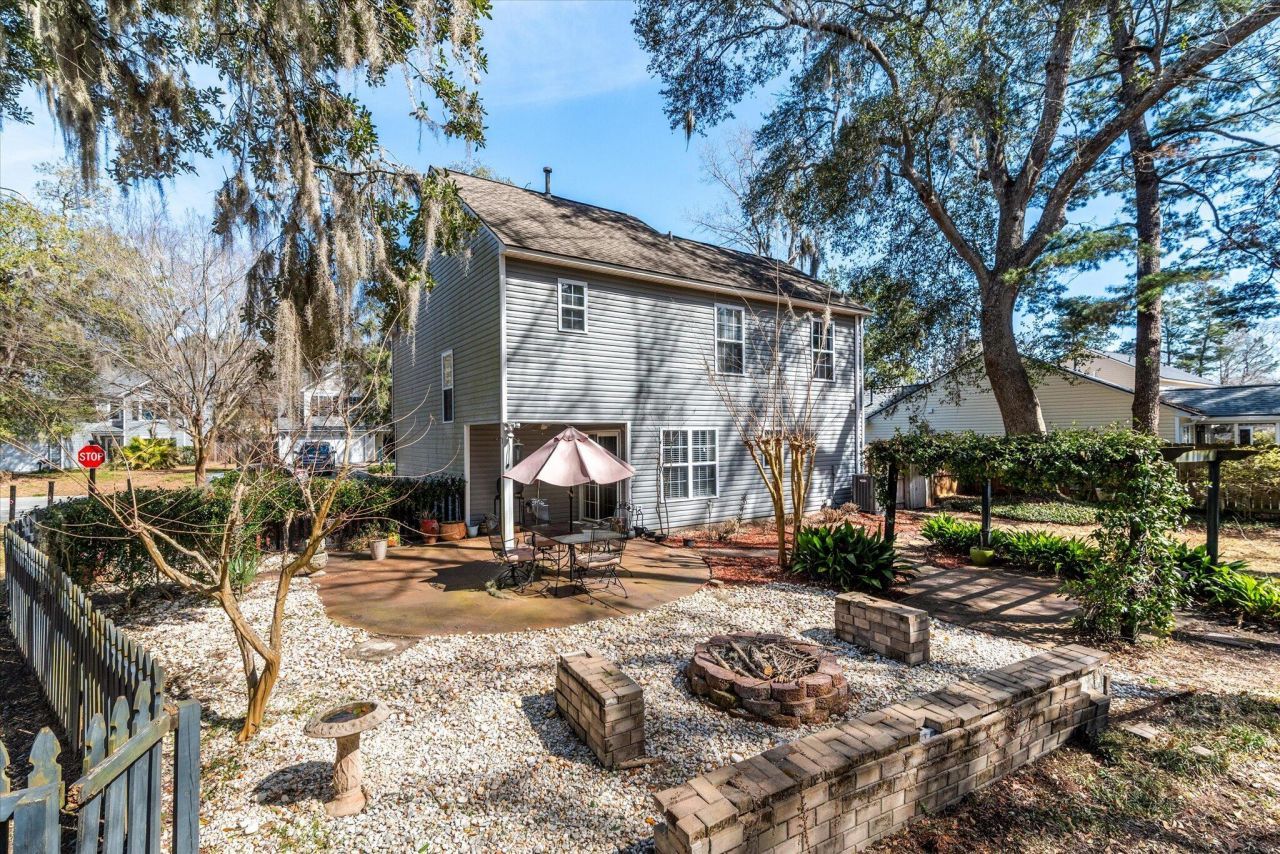 307 Arbor Oaks Drive Photo 34