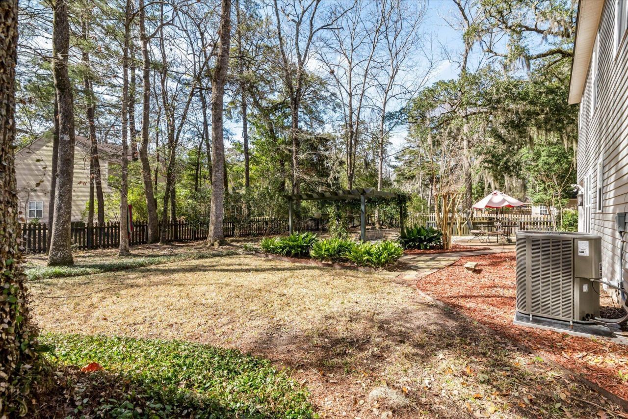 307 Arbor Oaks Drive Photo 38