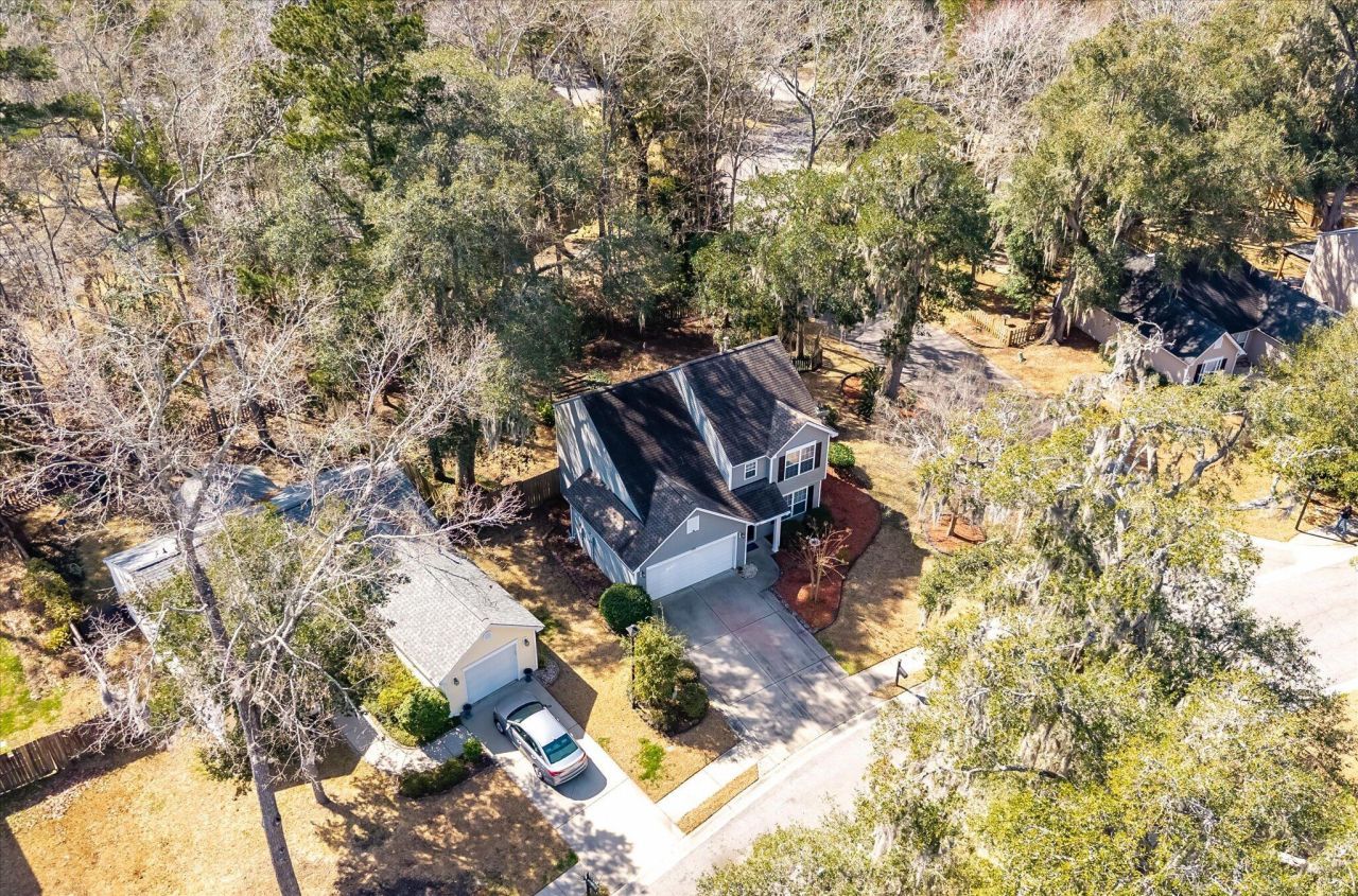 307 Arbor Oaks Drive Photo 44