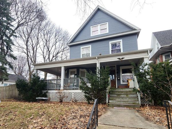 2314 Elisha Avenue , Zion, IL 60099