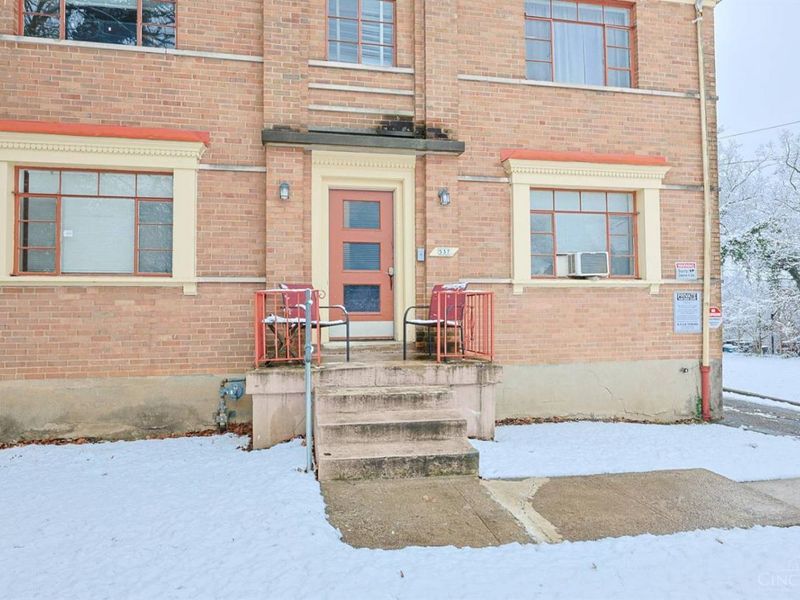 537 Camden Avenue, Cincinnati, OH 45229 Photo 4