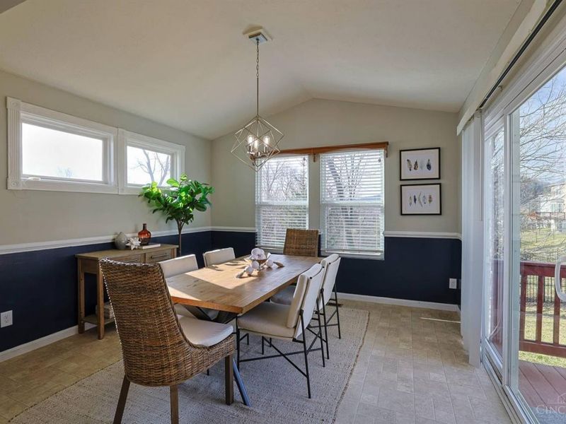 1919 Washburn Street, Cincinnati, OH 45223 Photo 17