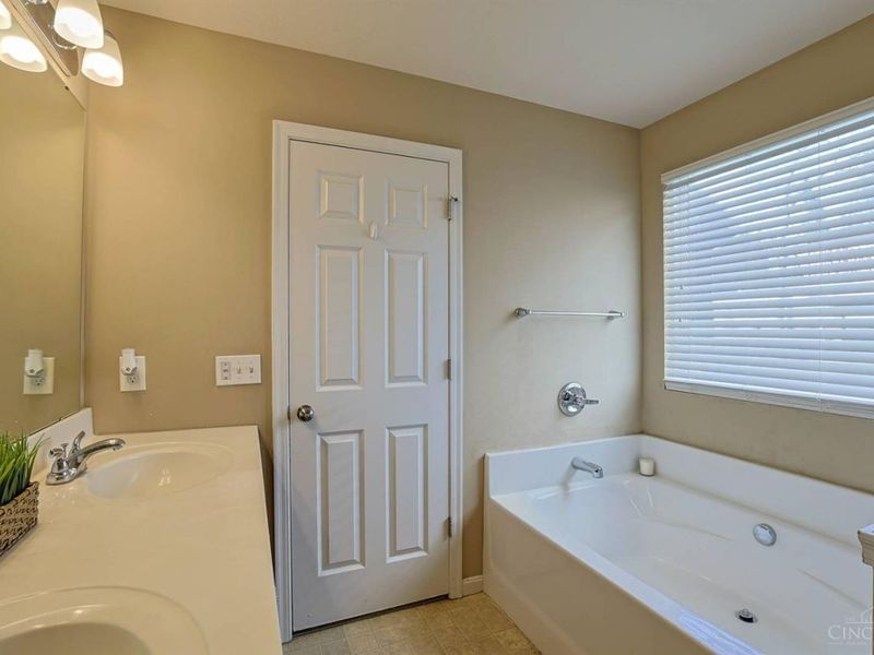 1919 Washburn Street, Cincinnati, OH 45223 Photo 20