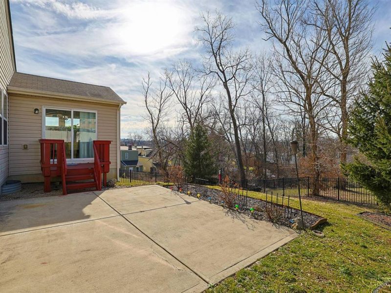 1919 Washburn Street, Cincinnati, OH 45223 Photo 38