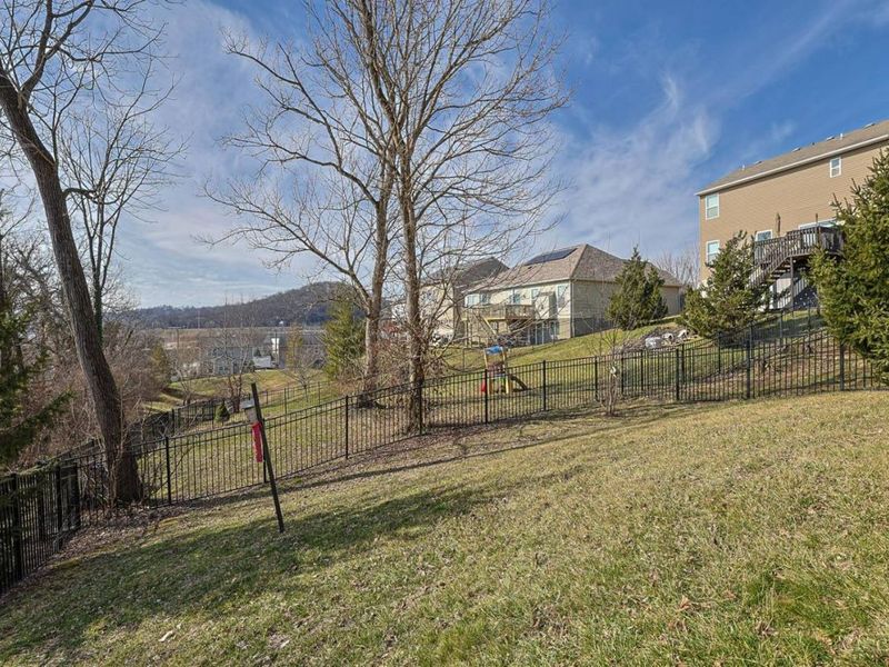 1919 Washburn Street, Cincinnati, OH 45223 Photo 42