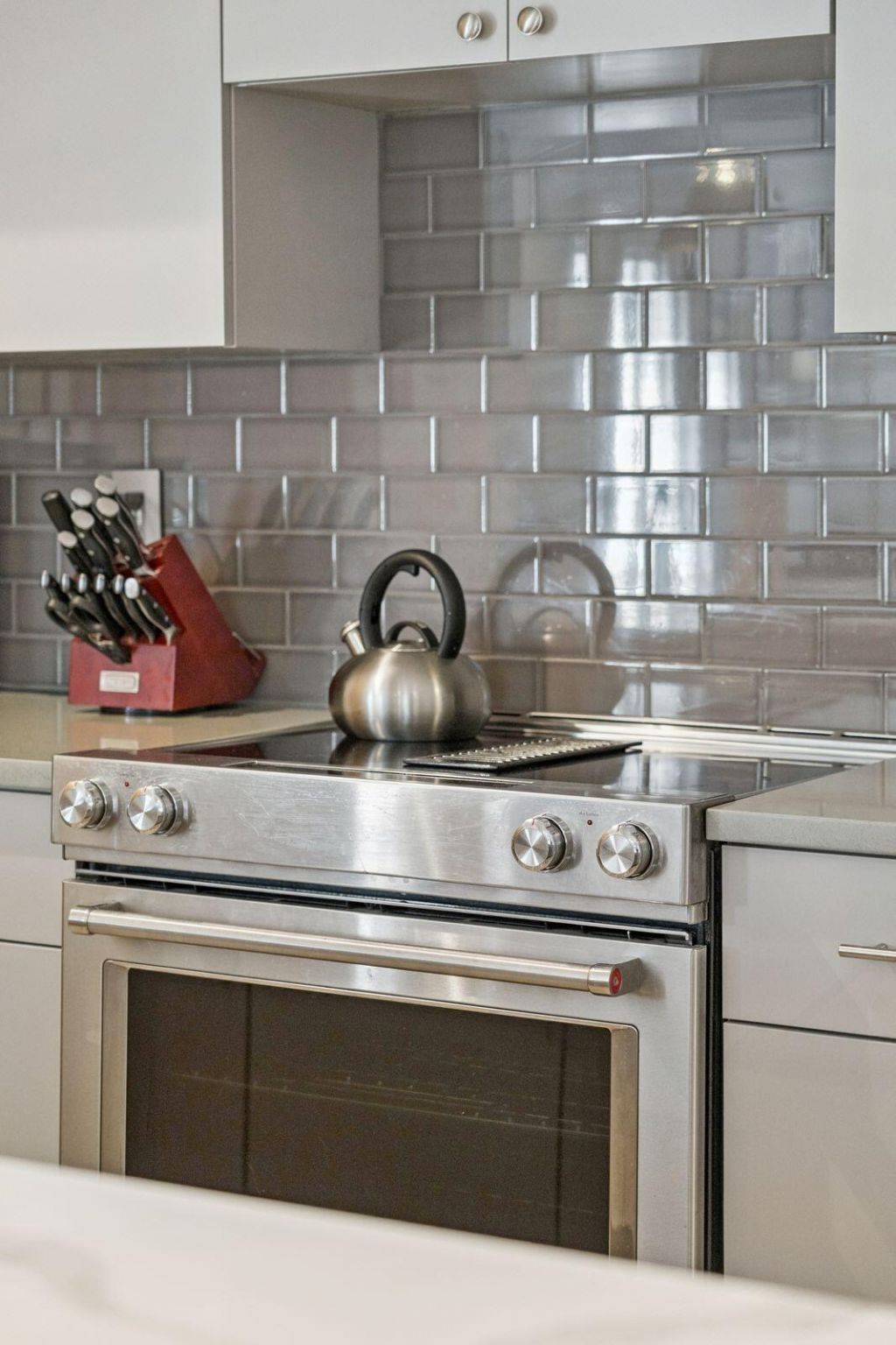 241 East Bay Street Photo 10