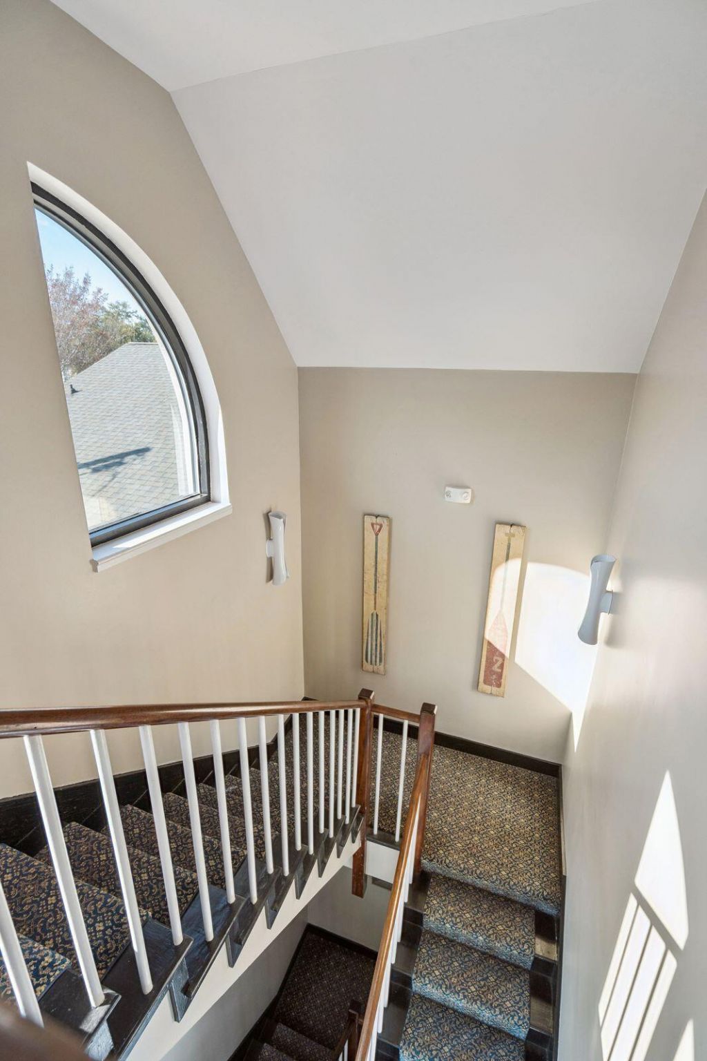 241 East Bay Street Photo 78