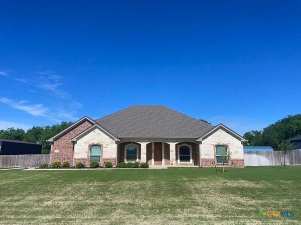 120 Metheglin Drive, Temple, TX 76502