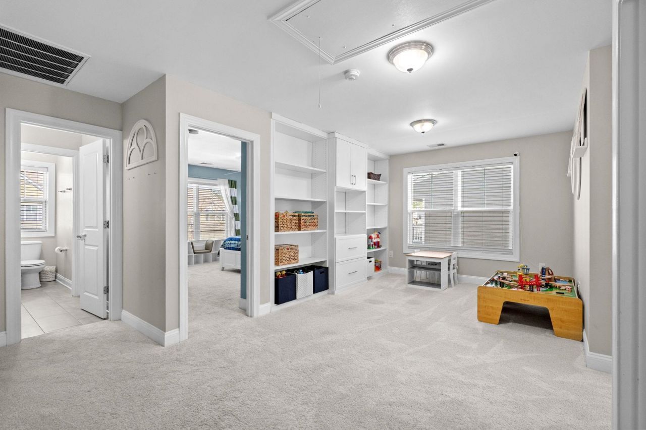 5628 Camilla Ct.  Photo 28