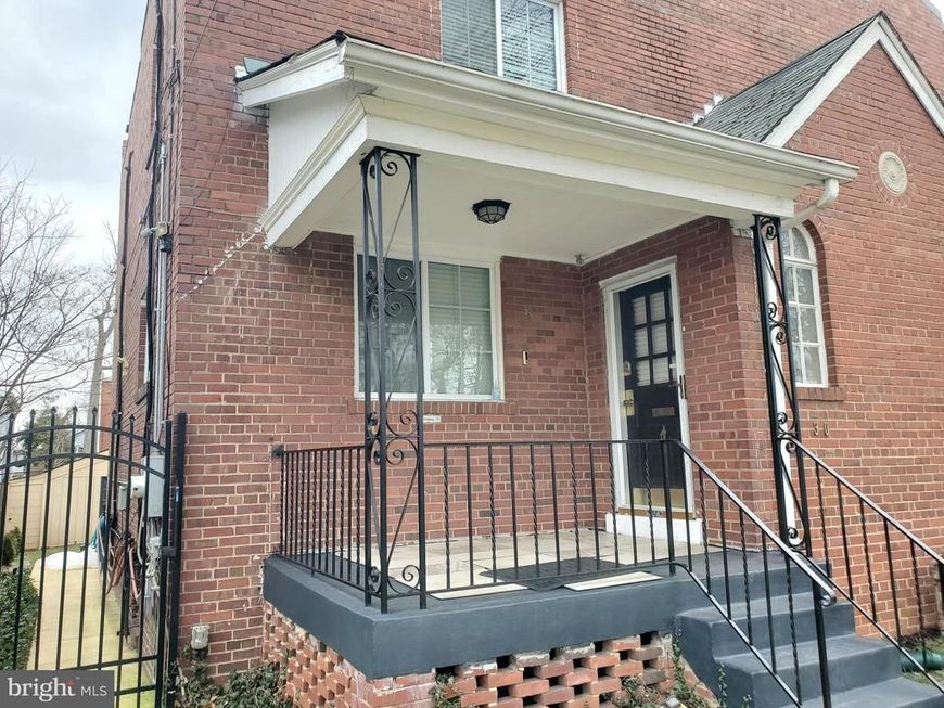 30 53rd Street Se, Washington, DC 20019 Main Photo