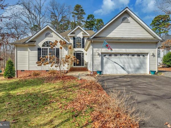 204 WAKEFIELD DRIVE , LOCUST GROVE, VA 22508