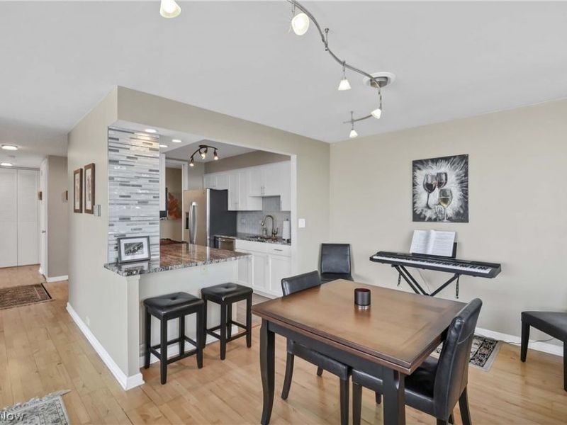 12700 Lake Avenue, Unit 2602, Lakewood, OH 44107 Photo 13