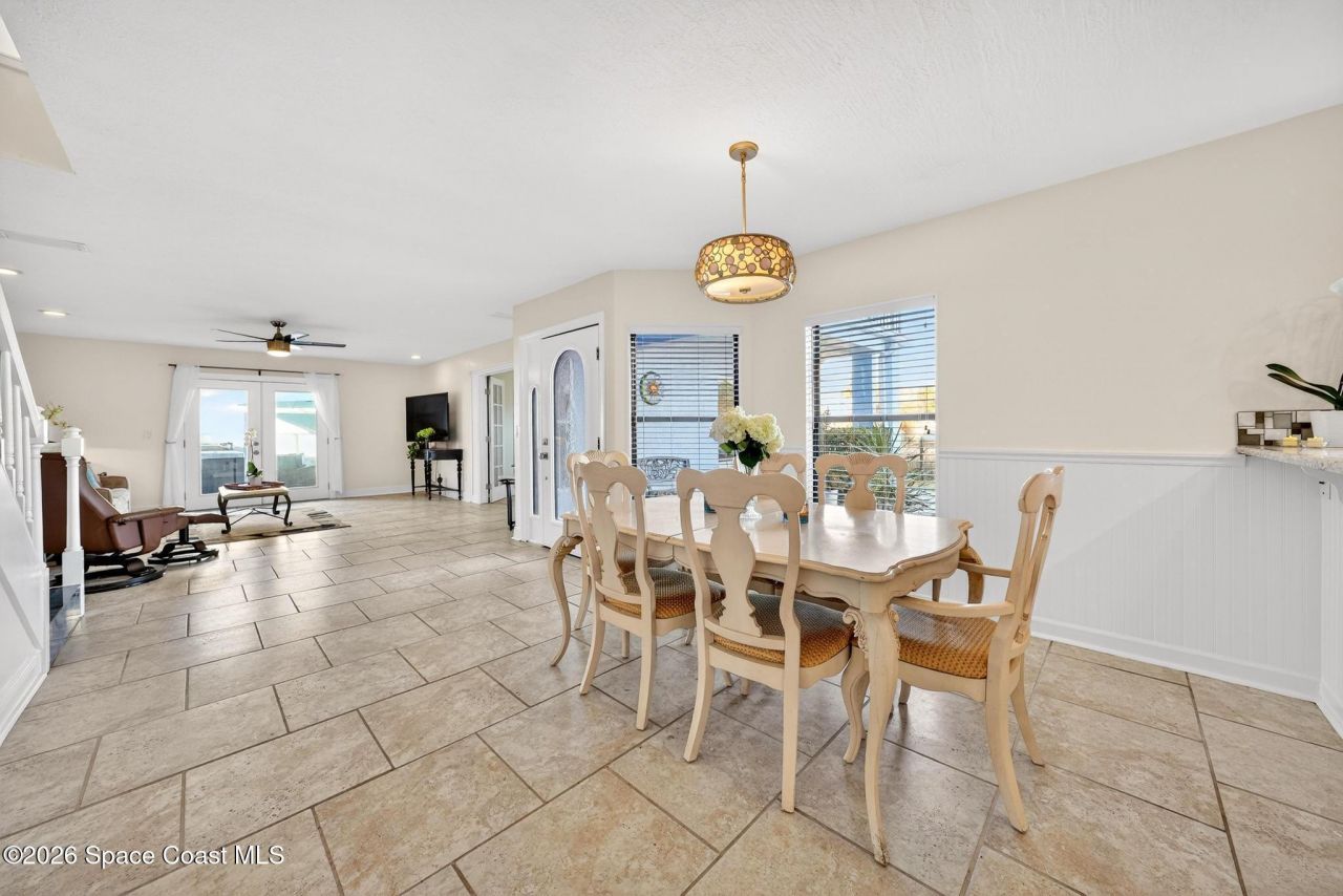 526 Jefferson Avenue, Cape Canaveral, FL 32920 Photo