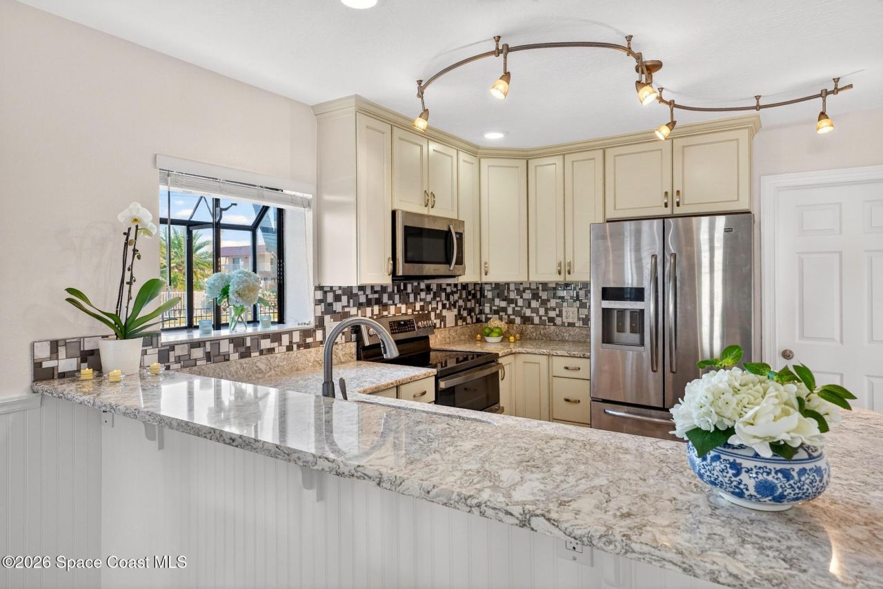 526 Jefferson Avenue, Cape Canaveral, FL 32920 Photo