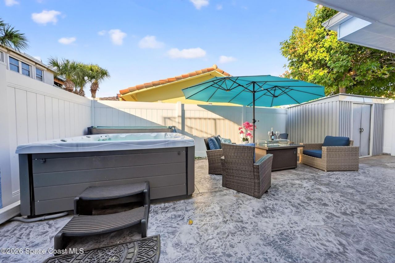 526 Jefferson Avenue , Cape Canaveral, FL 32920 Photo