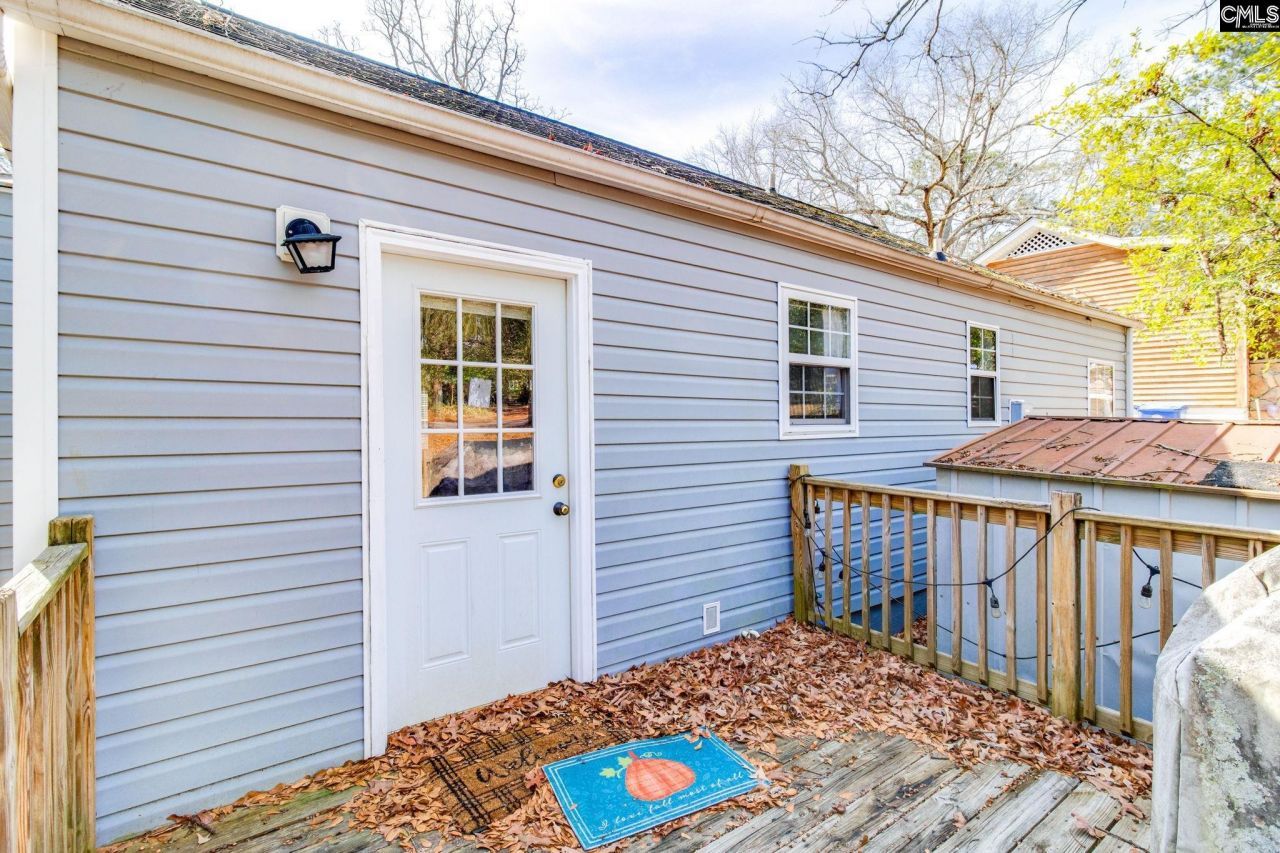 3425 Manor Avenue  Photo 25