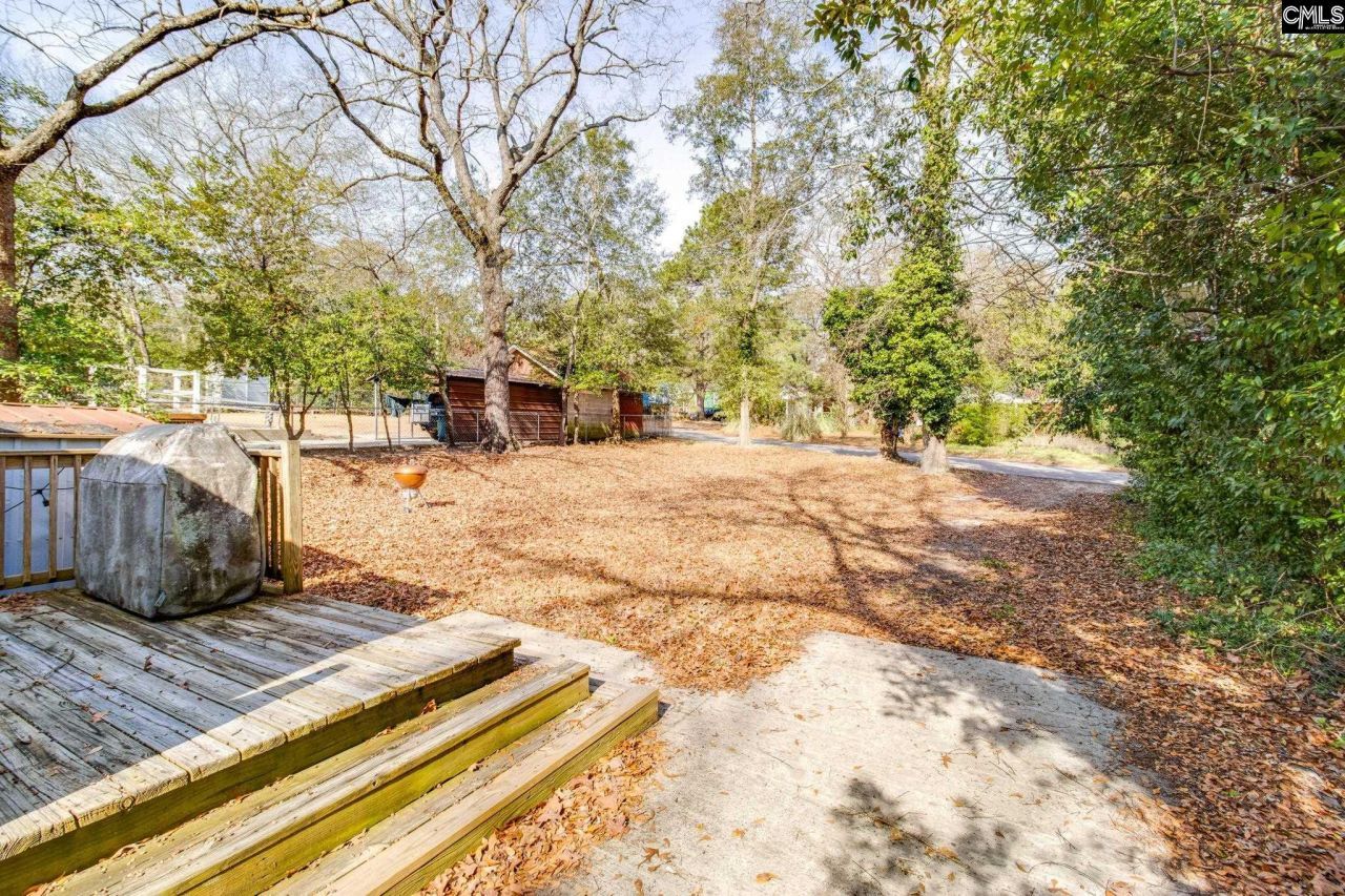 3425 Manor Avenue  Photo 28