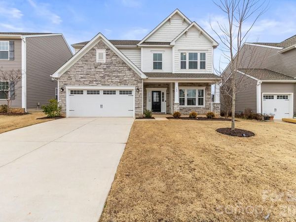 142 Fairfield Drive, Troutman, NC 28166