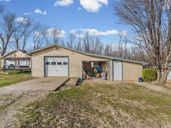 1546 Liberty Avenue, Springdale, AR 72762