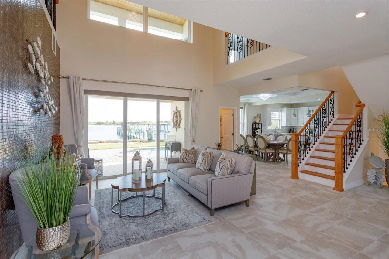 1201 S Riverside Drive, Edgewater, FL 32132 Photo