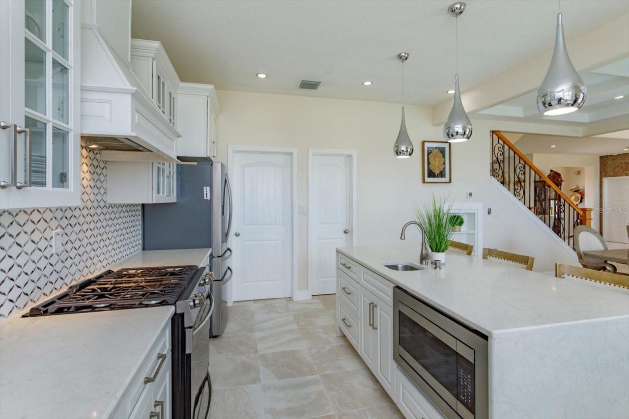 1201 S Riverside Drive, Edgewater, FL 32132 Photo