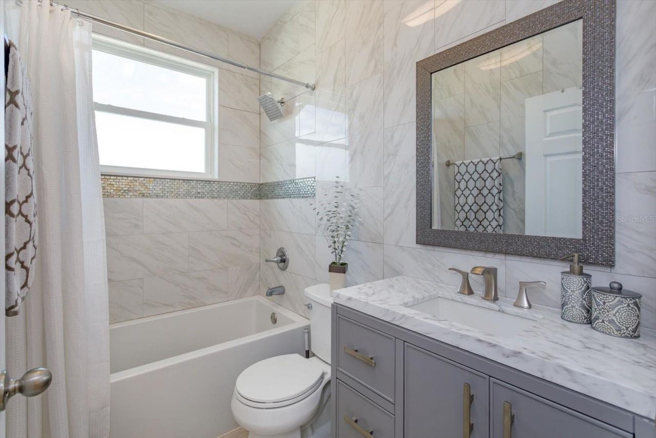 1201 S Riverside Drive, Edgewater, FL 32132 Photo