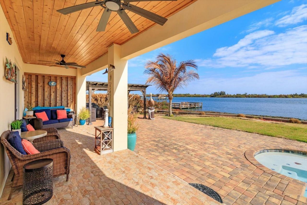 1201 S Riverside Drive, Edgewater, FL 32132 Photo