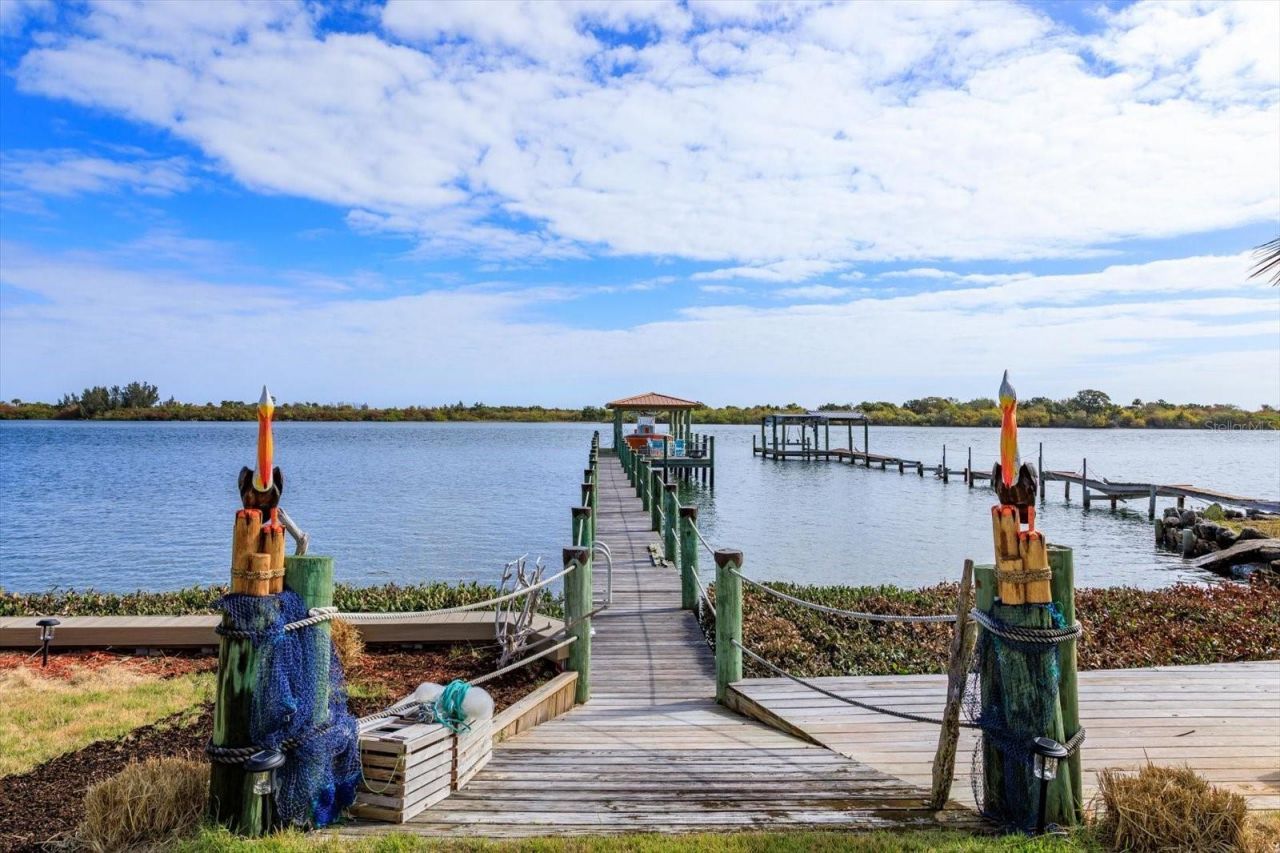 1201 S Riverside Drive, Edgewater, FL 32132 Photo