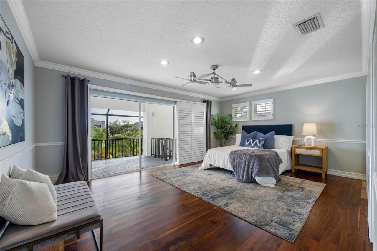 6024 Kipps Colony Drive E, Gulfport, FL 33707 Photo