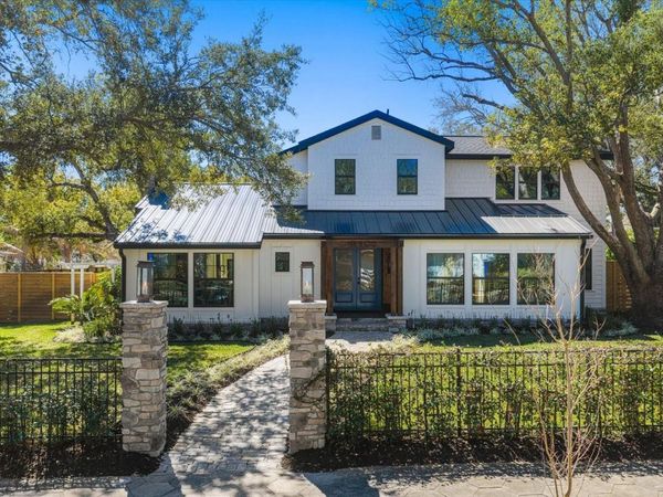 800 17TH AVENUE N, ST PETERSBURG, FL 33704