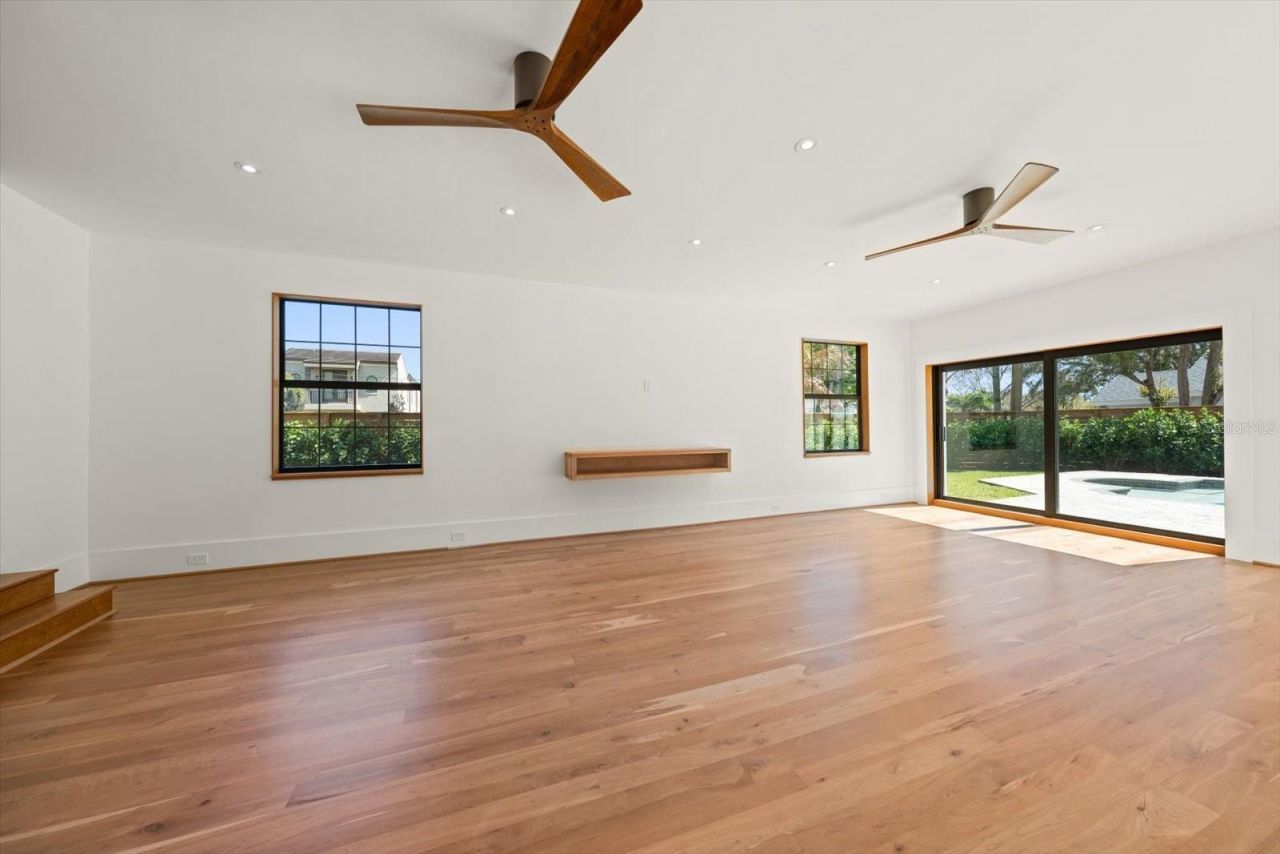 800 17th Avenue N, Saint Petersburg, FL 33704 Photo