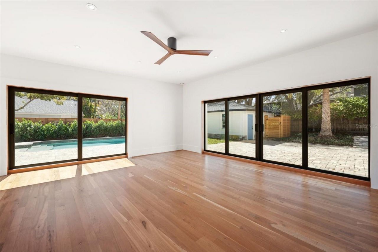 800 17th Avenue N, Saint Petersburg, FL 33704 Photo