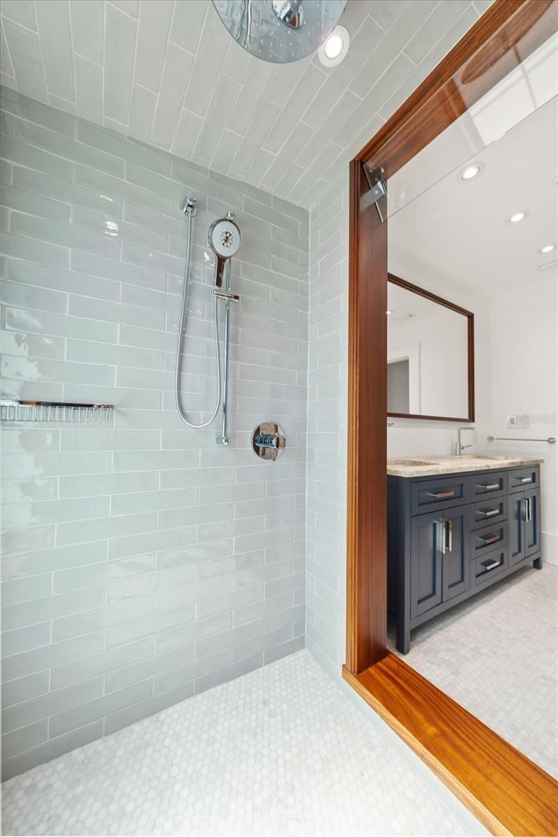 800 17th Avenue N, Saint Petersburg, FL 33704 Photo