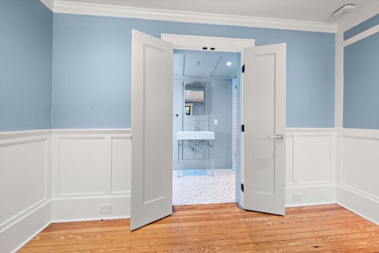 800 17th Avenue N, Saint Petersburg, FL 33704 Photo