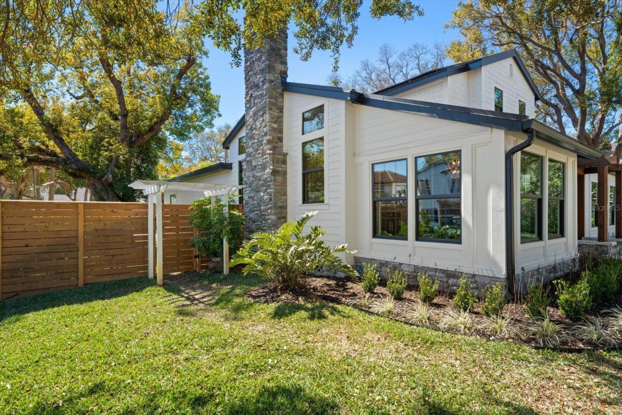 800 17th Avenue N, Saint Petersburg, FL 33704 Photo