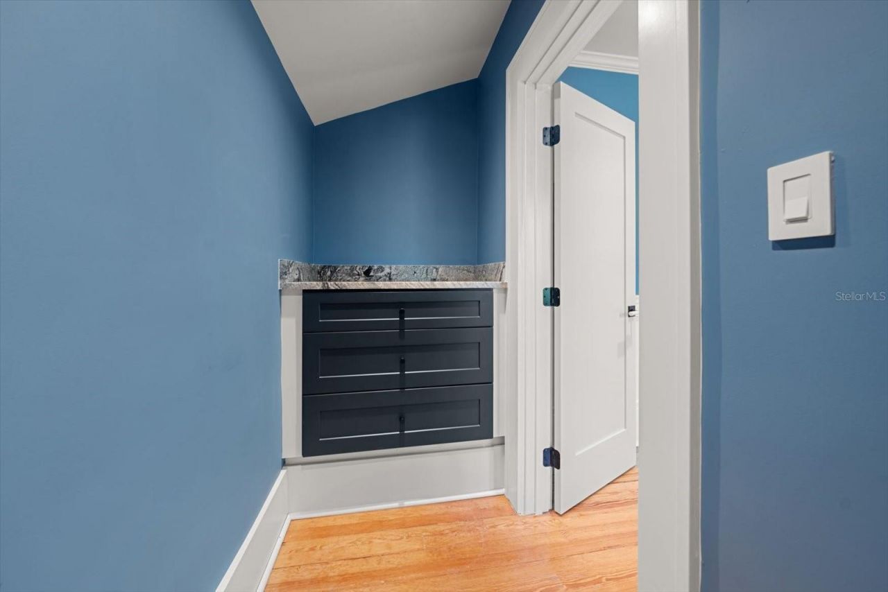 800 17th Avenue N, Saint Petersburg, FL 33704 Photo