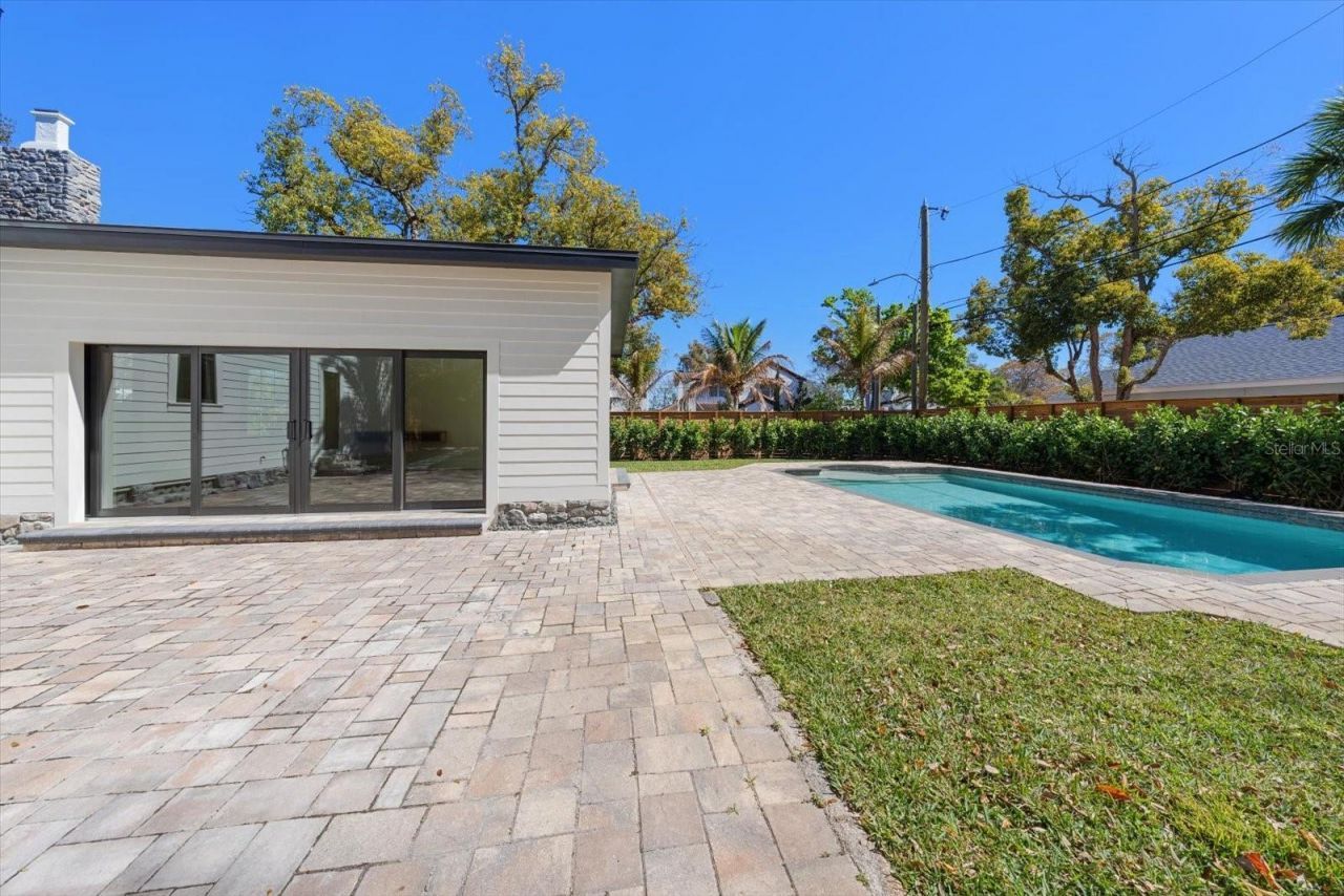 800 17th Avenue N, Saint Petersburg, FL 33704 Photo