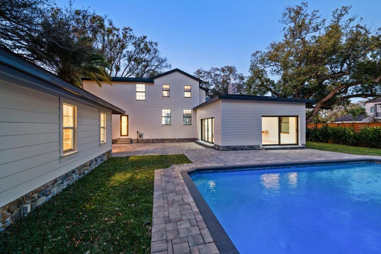 800 17th Avenue N, Saint Petersburg, FL 33704 Photo