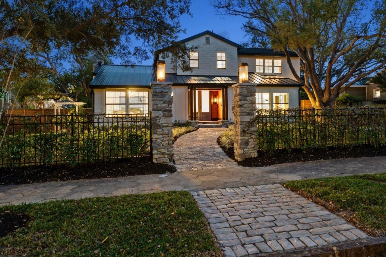 800 17th Avenue N, Saint Petersburg, FL 33704 Photo