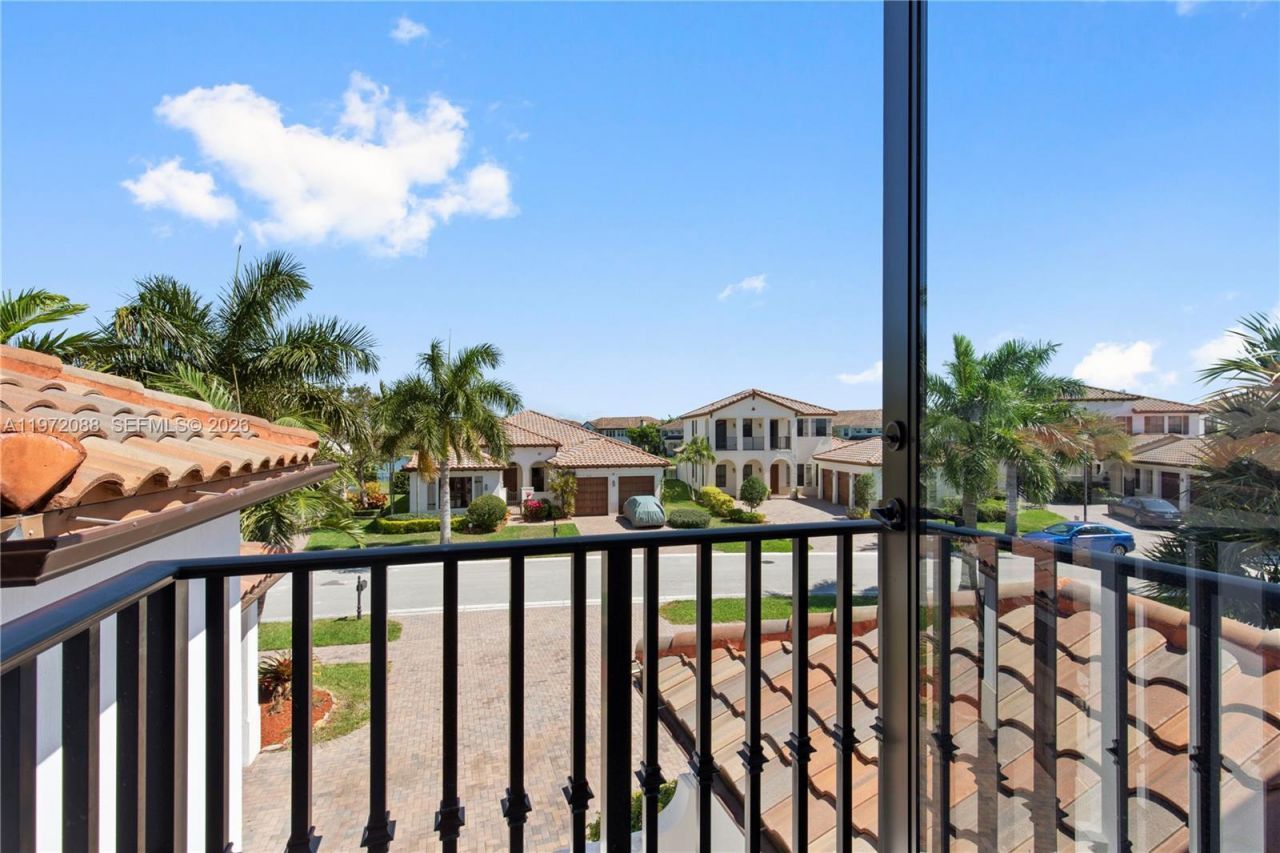 3234 NW 82nd Ter, Cooper City, FL 33024 Photo