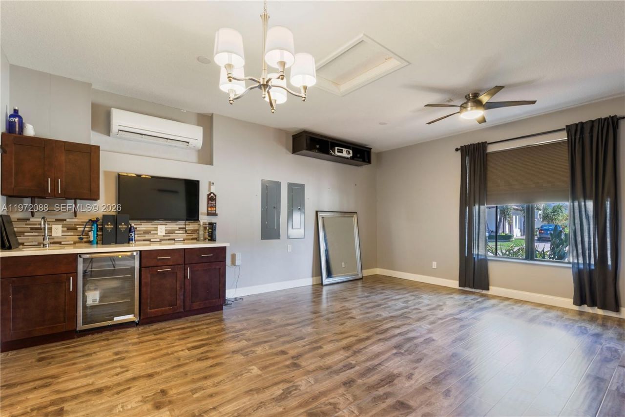 3234 NW 82nd Ter, Cooper City, FL 33024 Photo